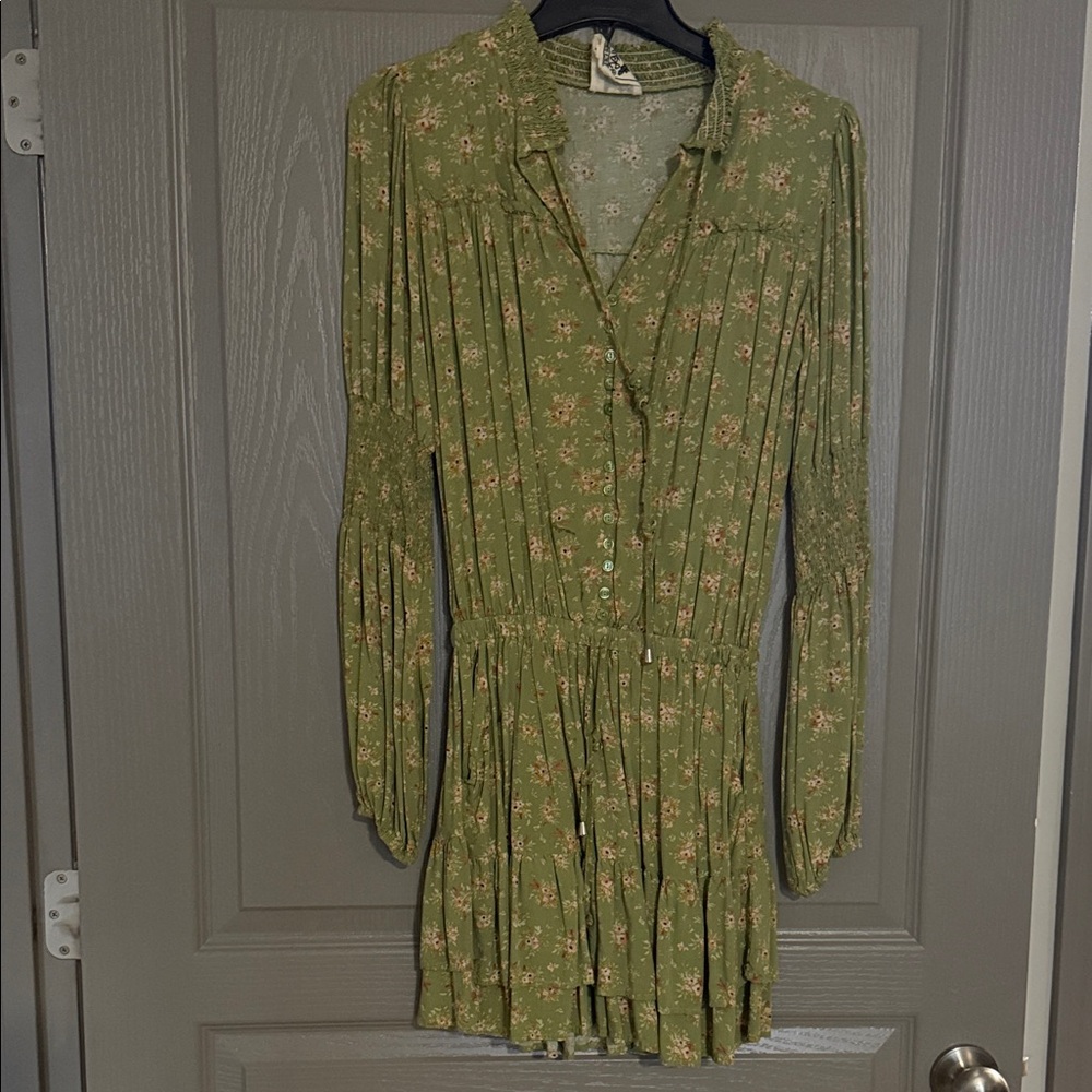 Jaase Olive Floral Long Sleeve Dress